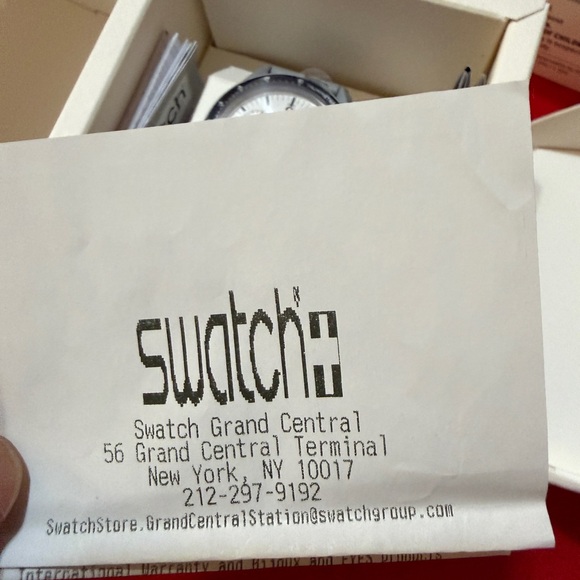 Omega 1965 x Swatch Collaboration - Picture 5 of 8